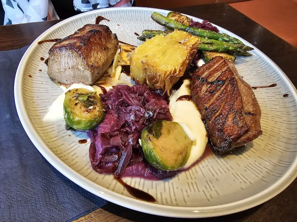 Trattoria & Aperitivbar Schöngeist_Oldendorf_slider_image_3