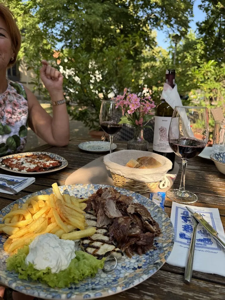 Akropolis - Griechisches Restaurant_Oldendorf_slider_image_2