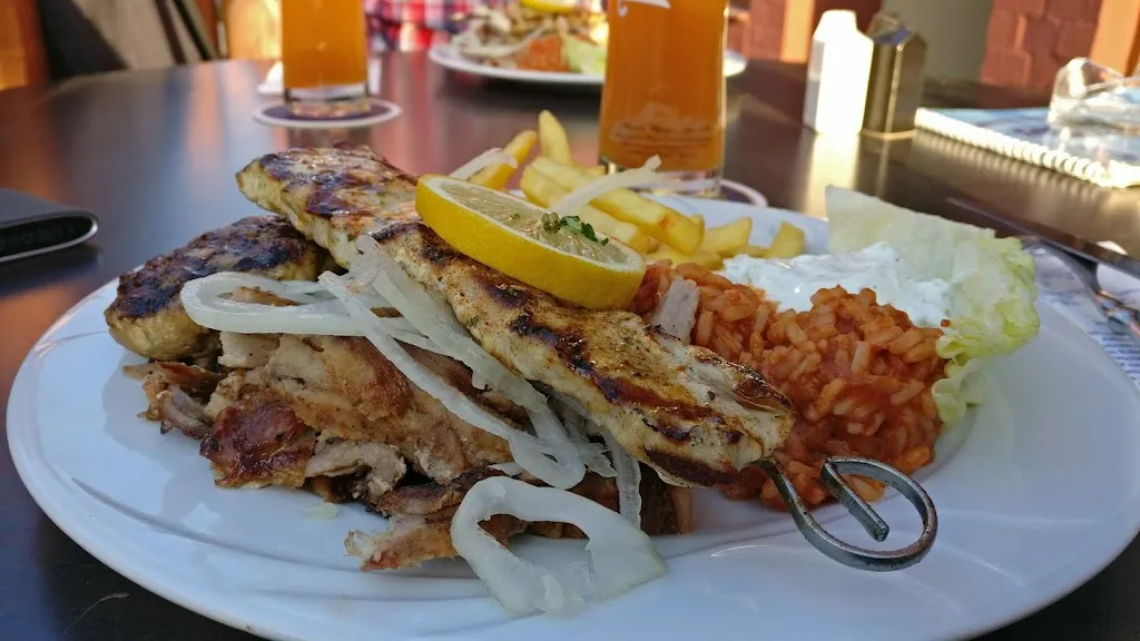 PLAKA__slider_image_2