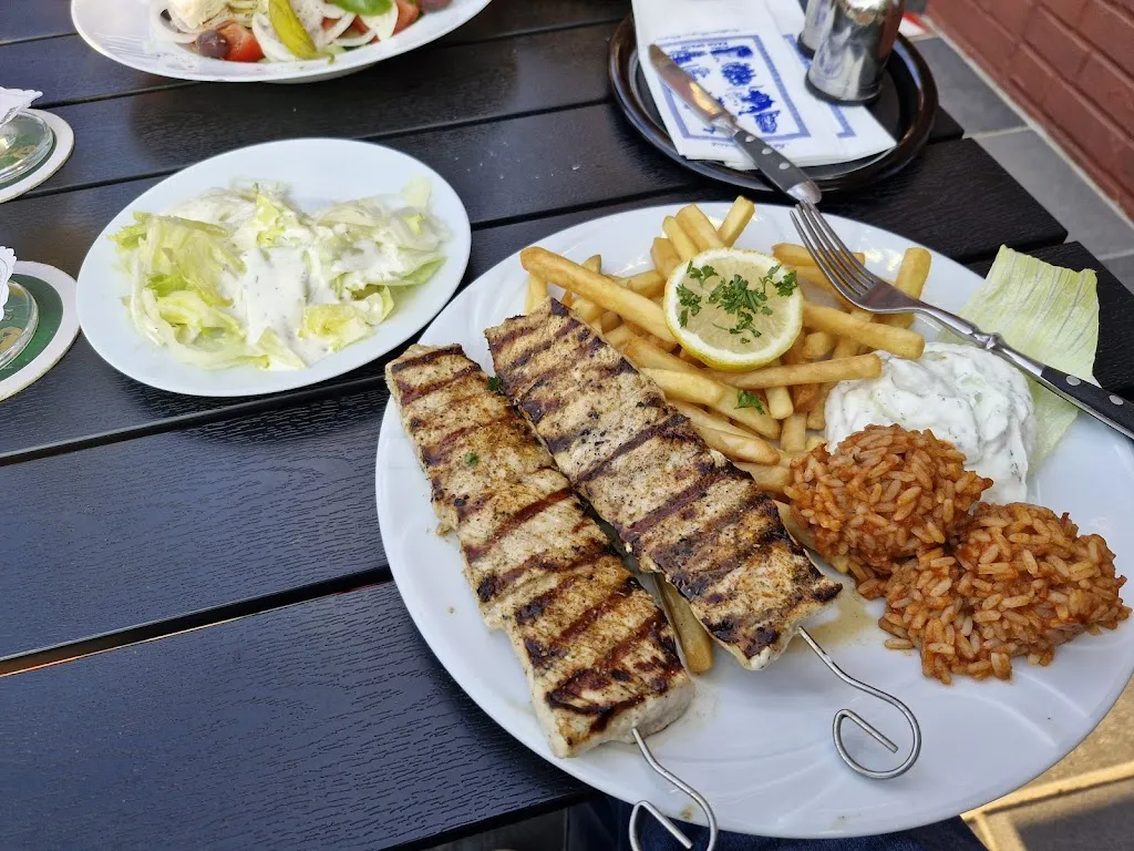 PLAKA__slider_image_3