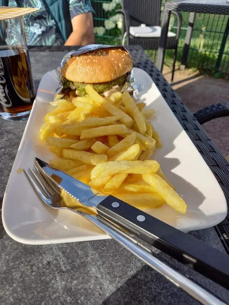 Gitta Mutzke_Hodenhagen_Hodenhagen_review