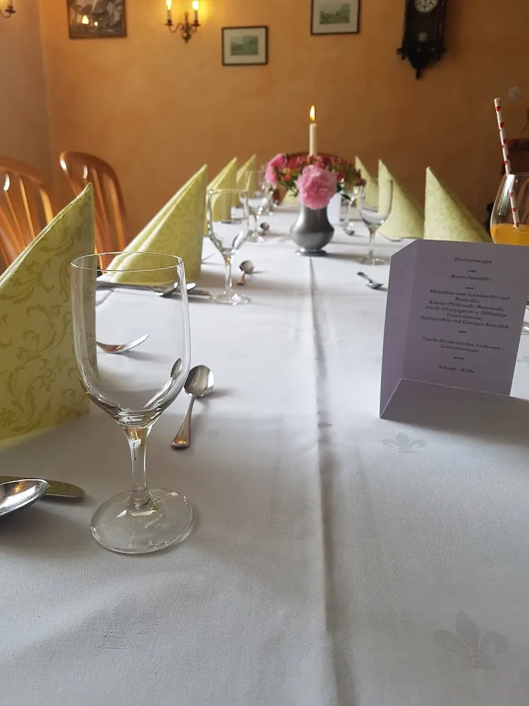 Zur Kastanie restaurant in Hodenhagen