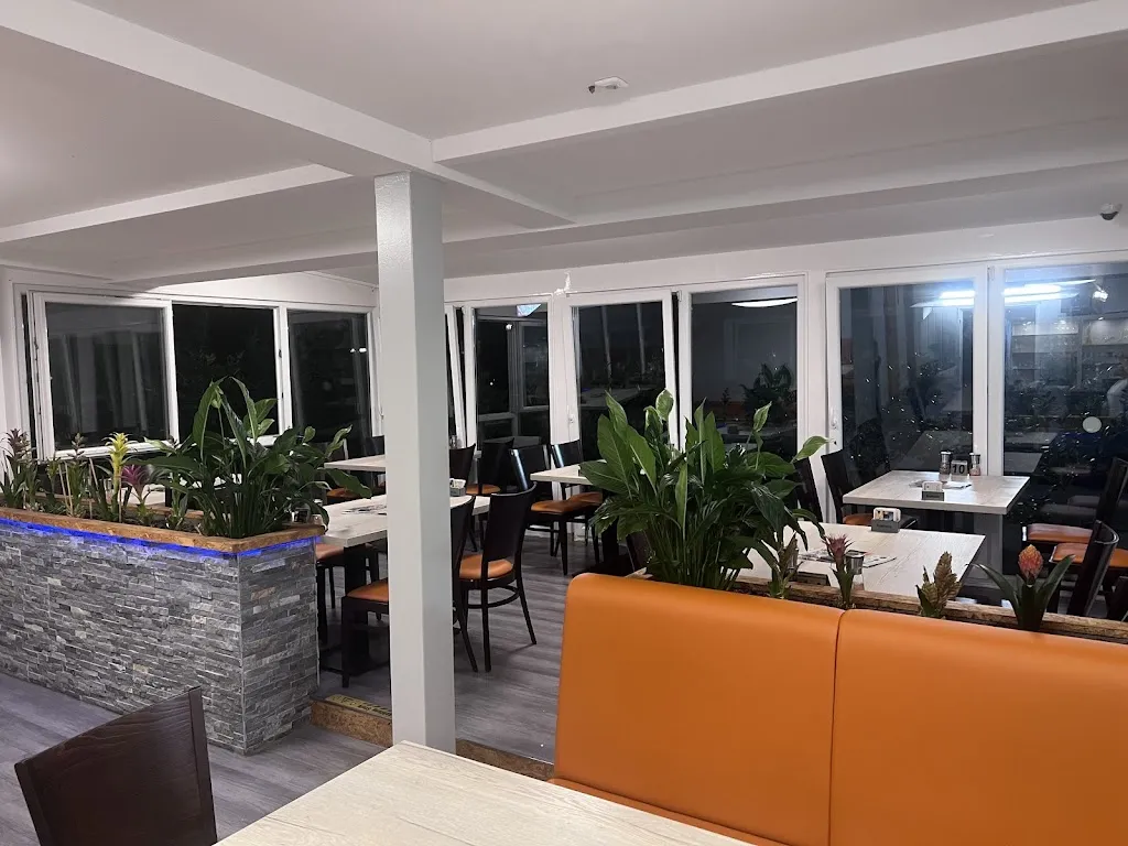 Delphin Grill_Hohenhameln_slider_image_1