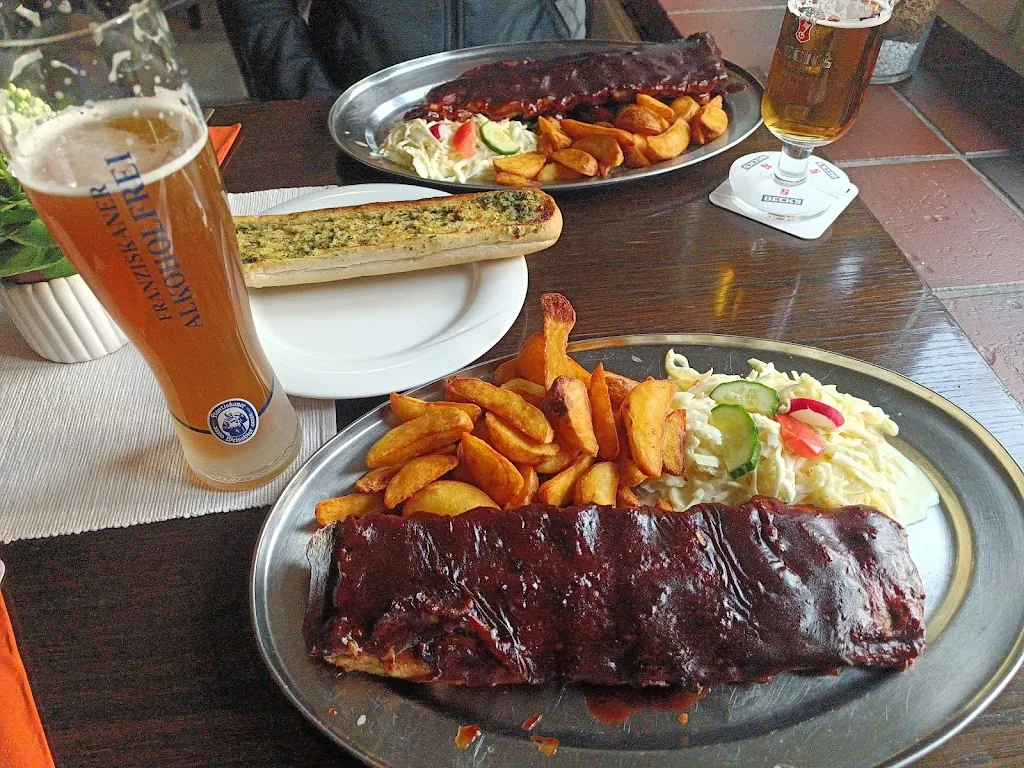 Steakhouse Well Done_Hollenstedt_slider_image_3