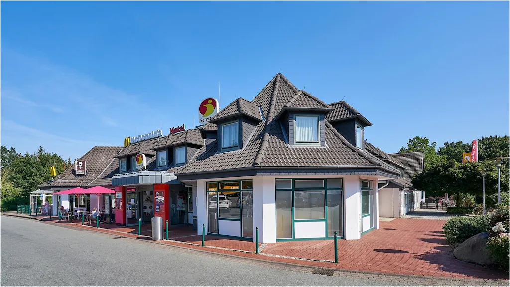 Serways Raststätte Hollenstedt_Hollenstedt_slider_image_1