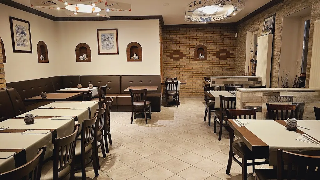 Saini's Indien Restaurant Holdorf ristorante a Holdorf