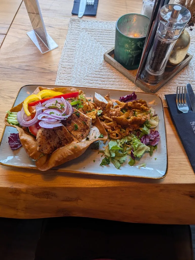 Korrekturelasbuecherwelt_THE TWINS_Hoya_review