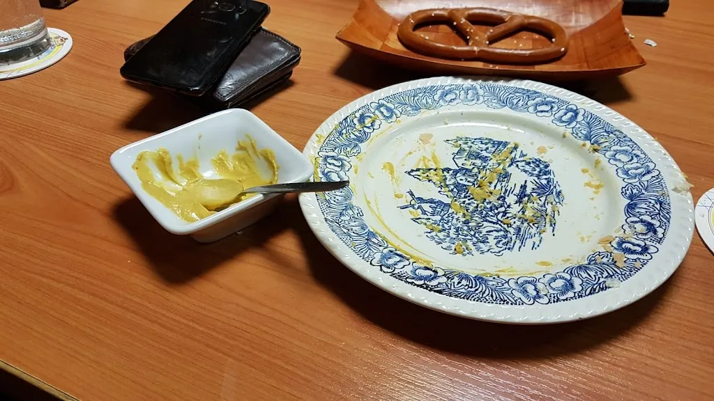 Sebastian Fraunhofer_Gasthaus Pritscher_Ergoldsbach_review