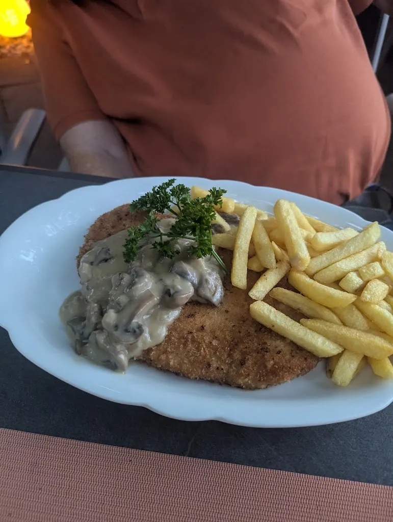 Travel Twitch_Felsenkeller Holzminden - Carl-Friedrich Weid_Holzminden_review