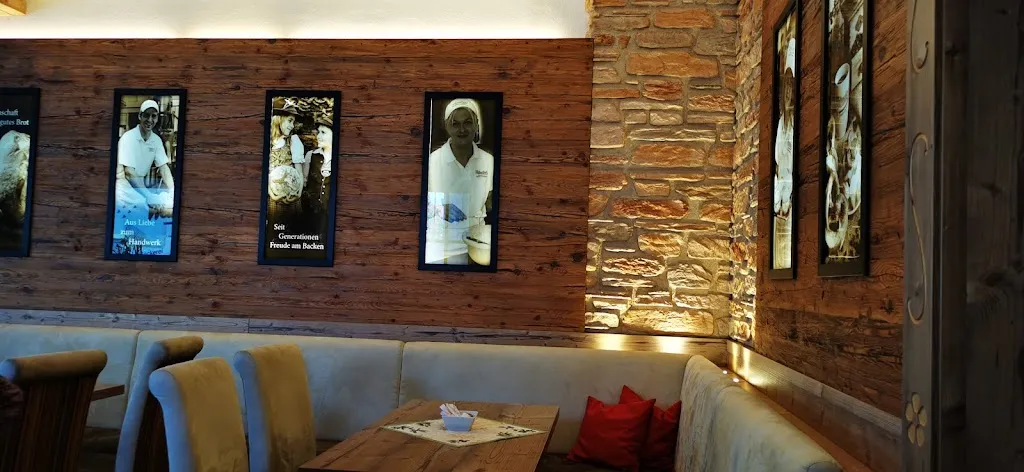 Bäckerei-Café Weinzierl Ergoldsbach_Ergoldsbach_slider_image_1