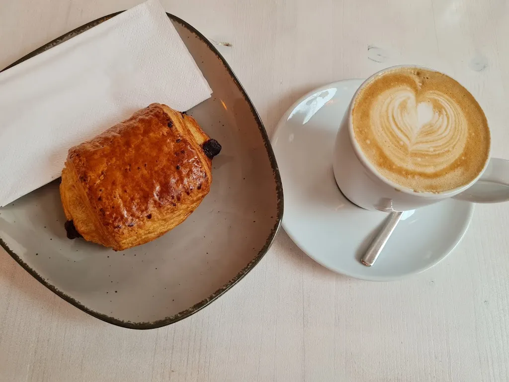 Menu_Salut le Café Bistro_Holzminden_image_4