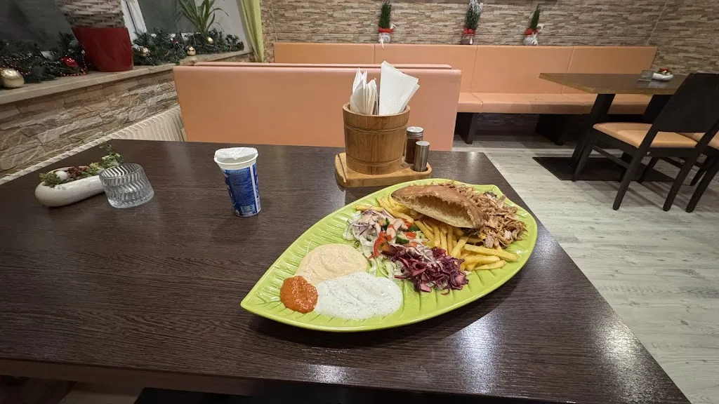 Menu_Tom and Jerry Döner Kebab & Pizza_Ergoldsbach_immagine_9