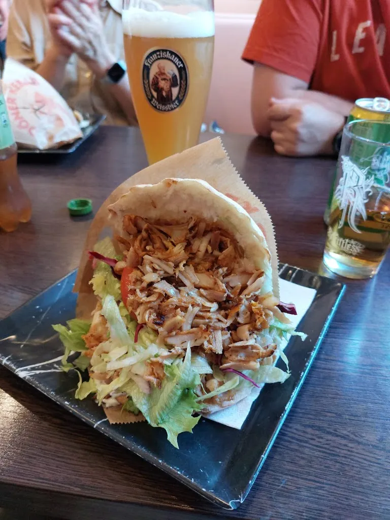 Tatjana Scholl_Tom and Jerry Döner Kebab & Pizza_Ergoldsbach_review