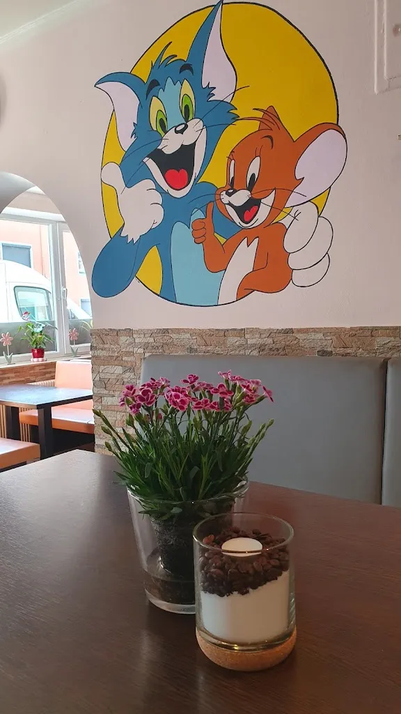 Tom and Jerry Döner Kebab & Pizza_Ergoldsbach_slider_image_3