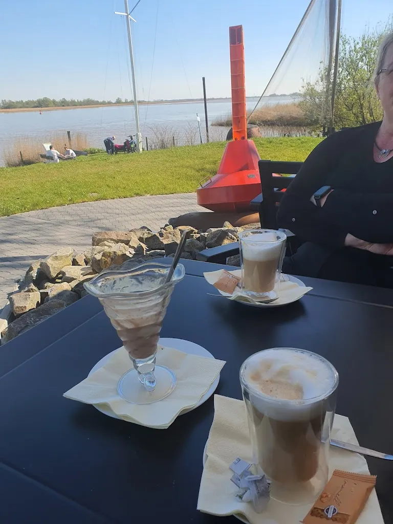 Menu_Bootshuus Luv Up_Jemgum_image_1