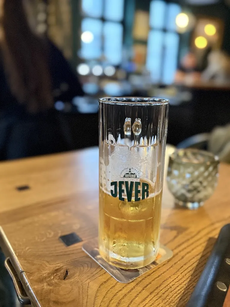 Christoph Schweiger_1848 Pütt - Tankbierausschank des friesischen Brauhauses zu Jever_Jever_review