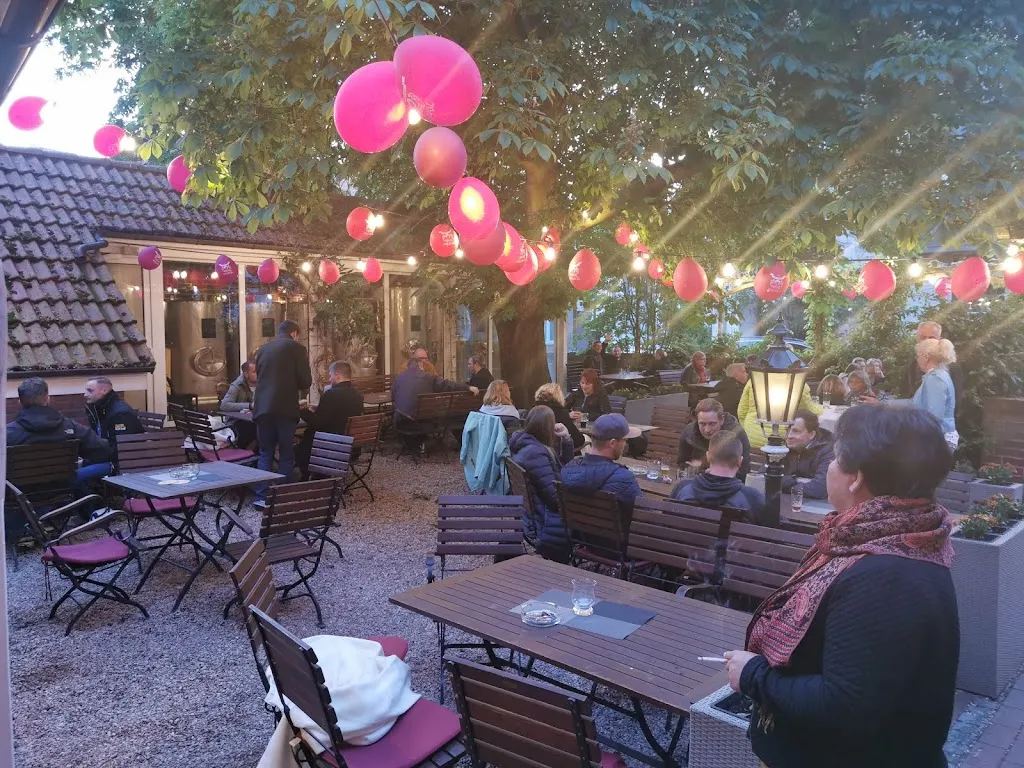 Altstadtbrauerei bei Pablo_Jever_slider_image_1