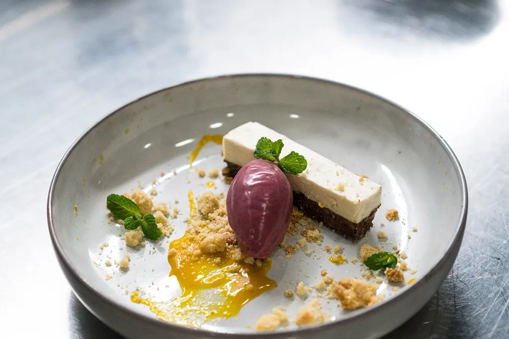 DANZERs Restaurant Juist feines Achtern Diek_Juist_slider_image_3