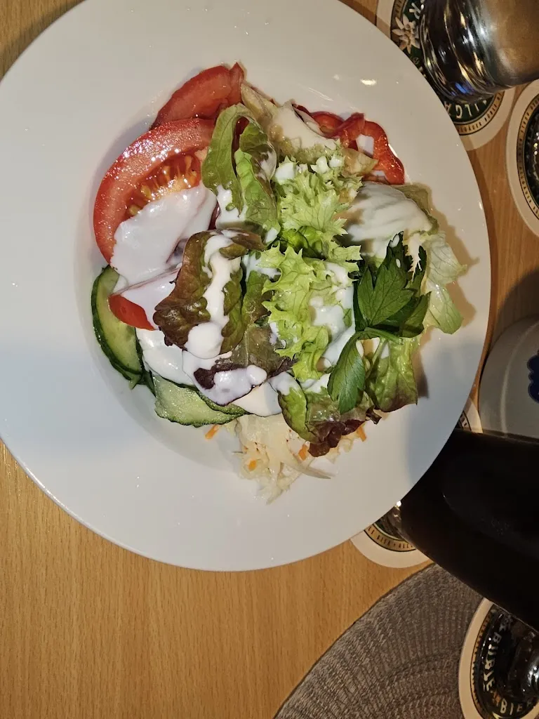 Biergarten Krone altes Profil_Erkheim_slider_image_2