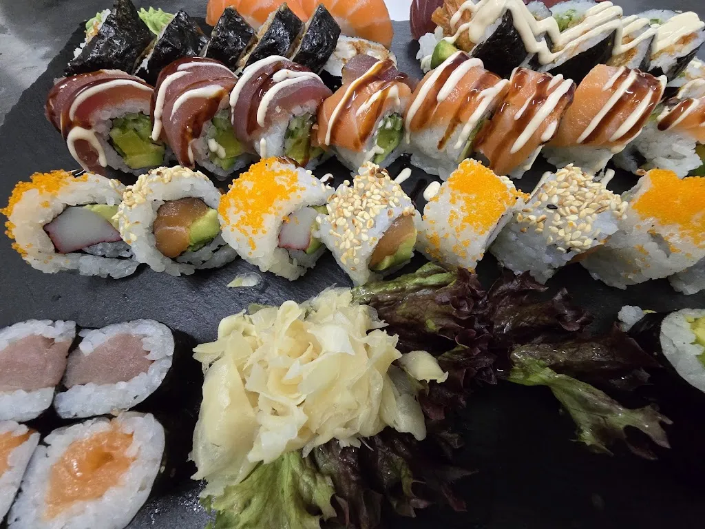 Hotel Deutsche Küche Ratskeller / Sensei Sushi Bar_Lüchow_slider_image_3