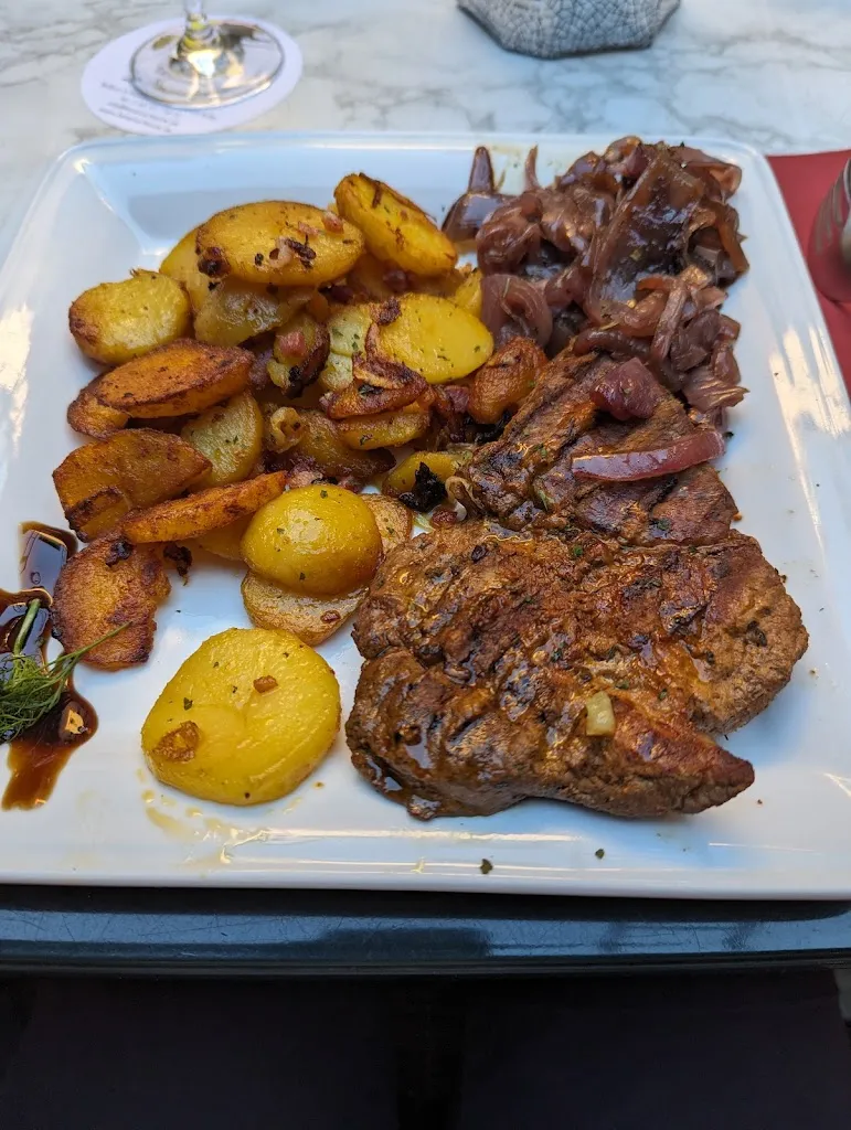 Bram Rijsenburg_Hexenscheune_Kröv_review