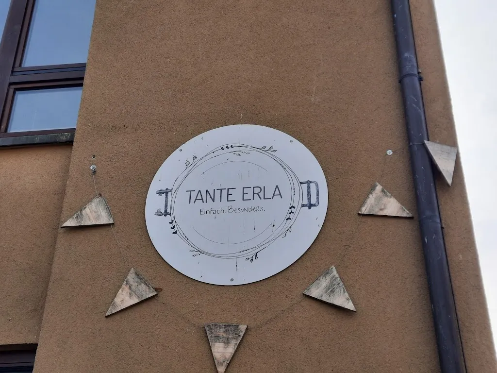 Thomas Fein_TANTE ERLA_Erlabrunn_review