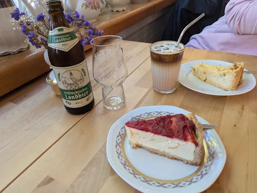 Florian Wicht (Desert Coffin)_TANTE ERLA_Erlabrunn_review