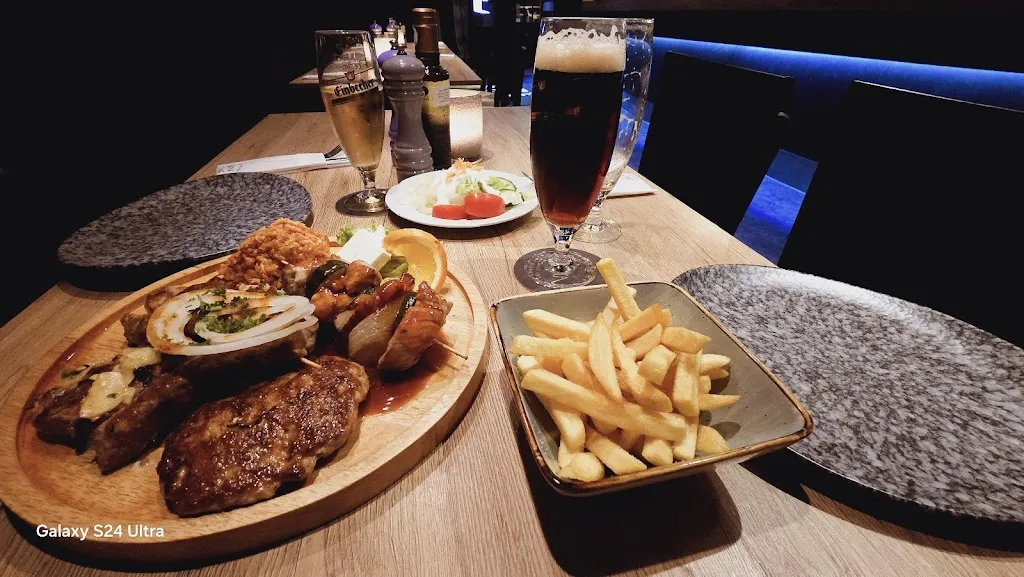 Balkan House_Langenhagen_slider_image_3