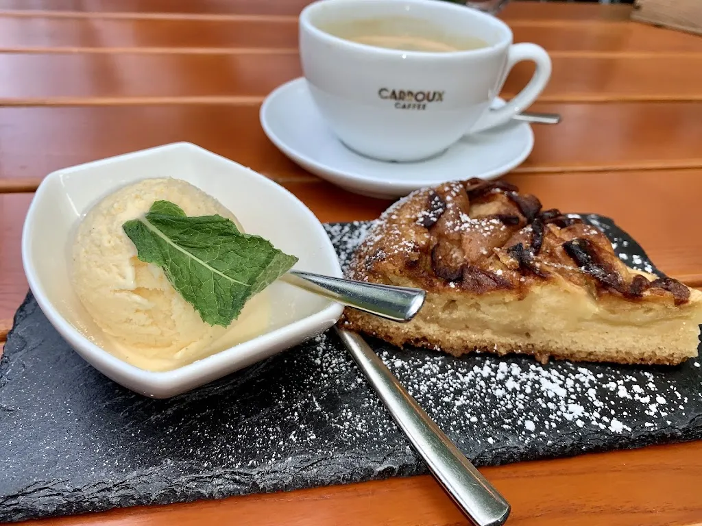 Loretta's_Hannover_slider_image_2