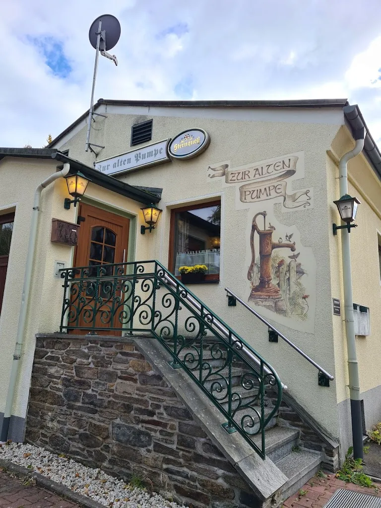 Sophie F_Zur alten Pumpe/ Erlabrunn_Breitenbrunn/Erzgebirge_review