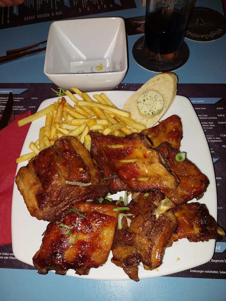 Restaurant Highlander - Wilhelm Ahrens_Lachendorf_slider_image_3