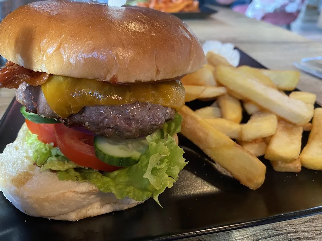 Daggy M_NYCE GUYS Bederkesa (in der alten Post)_Geestland_review