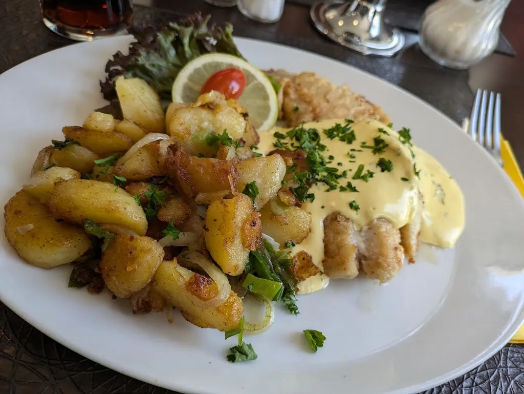 BriSand Cafe-Restaurant im CENTRO-KÖ_Elm_slider_image_3