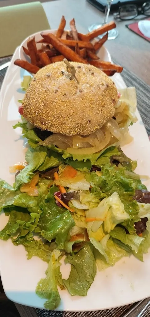 L G_Restaurant Schultens_Stemmen_review