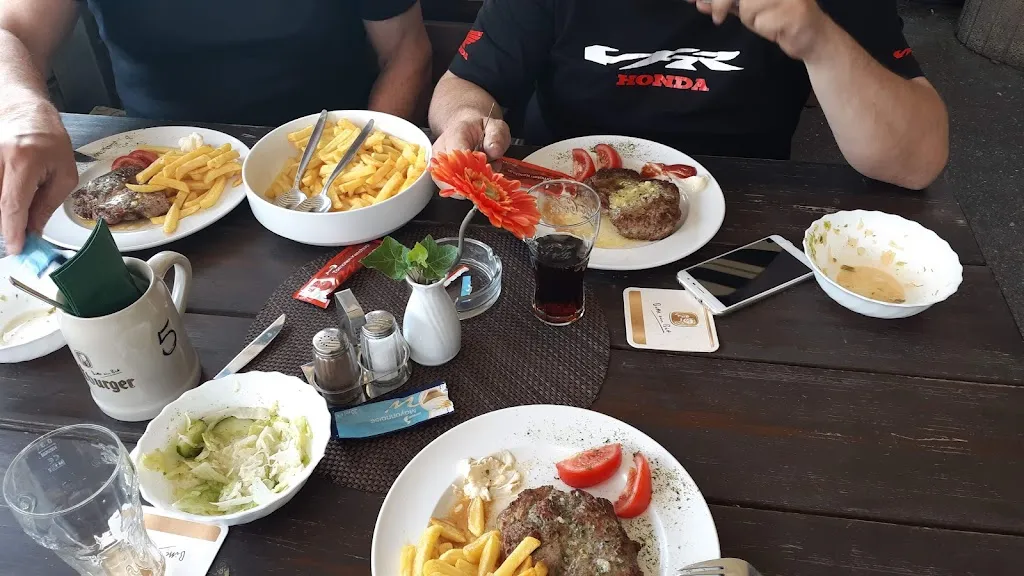 Menu_Weinstube Zum Hännes_Lieser_image_9