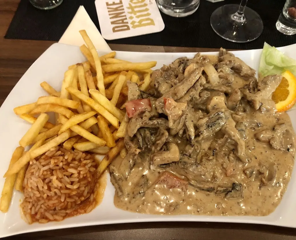 Helmut Hagen_Restaurant Jamas_Lathen_recensione