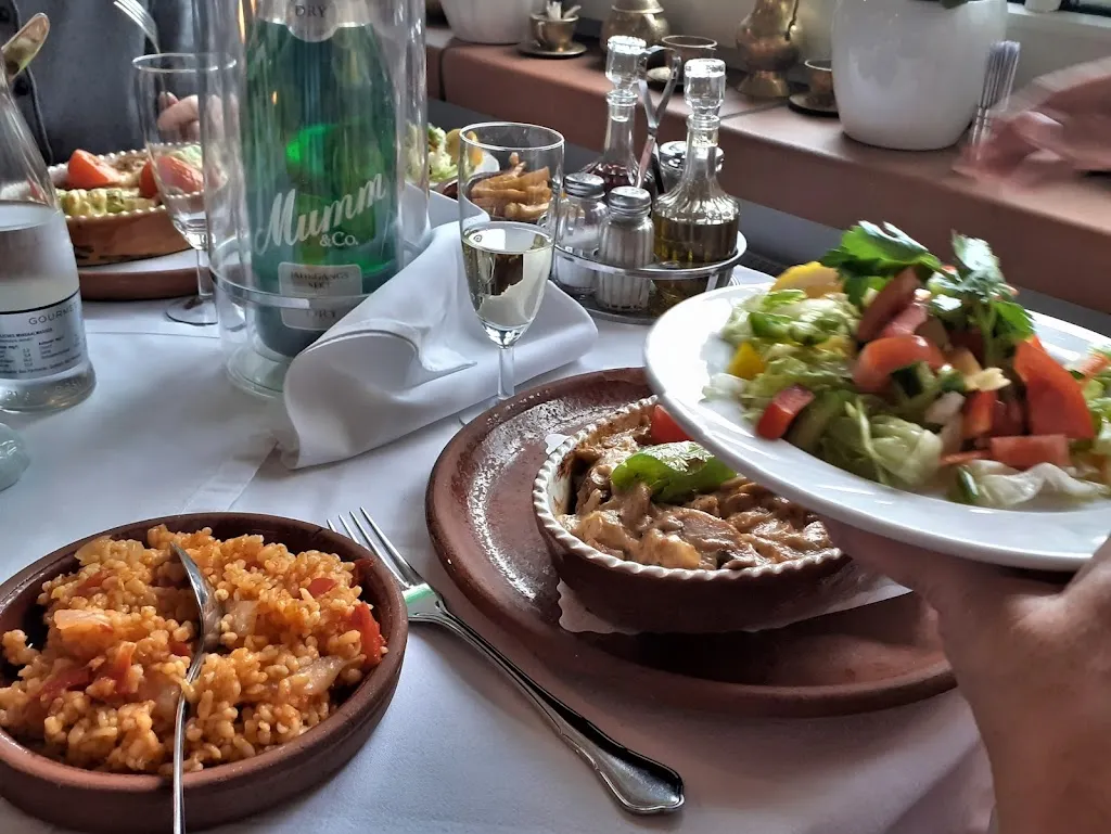 Menu_Restaurant Dilara_Laatzen_image_3