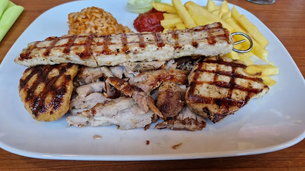 Konstantinos Griechisches Restaurant_Laatzen_slider_image_2