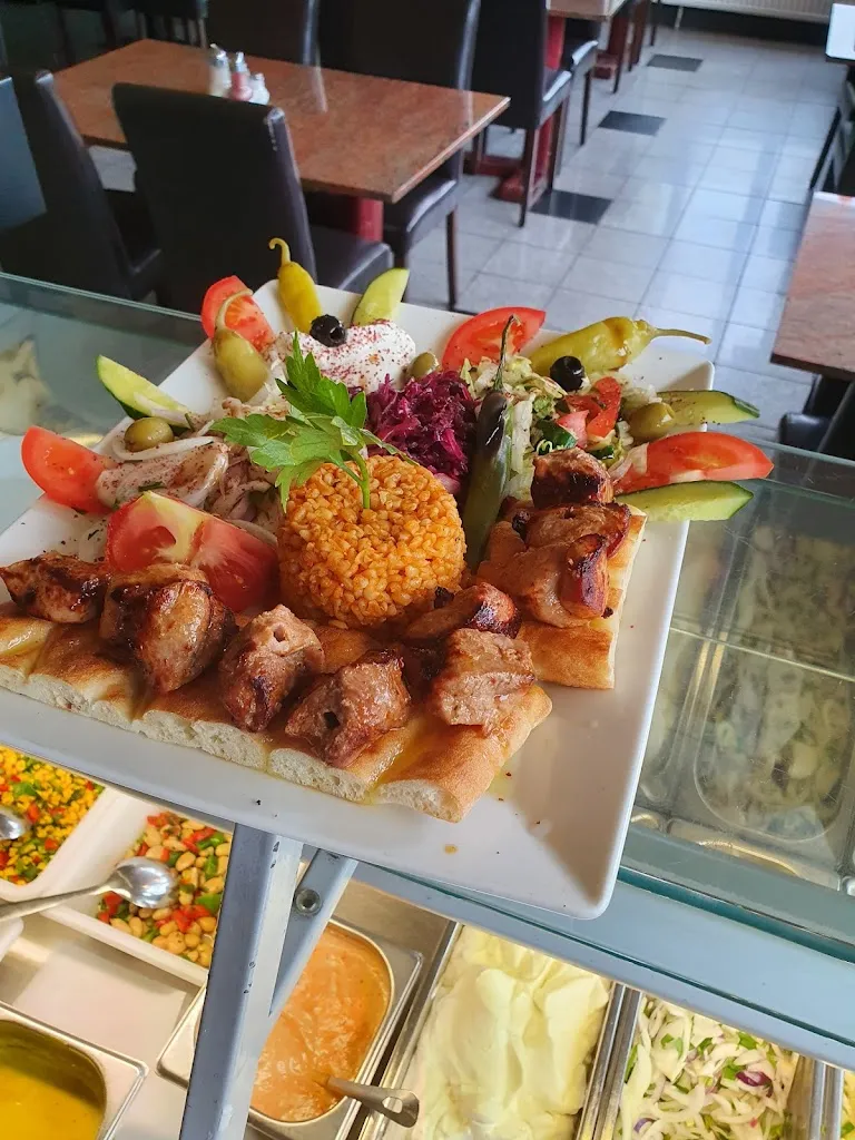 Bosporus Restaurant_Laatzen_slider_image_3