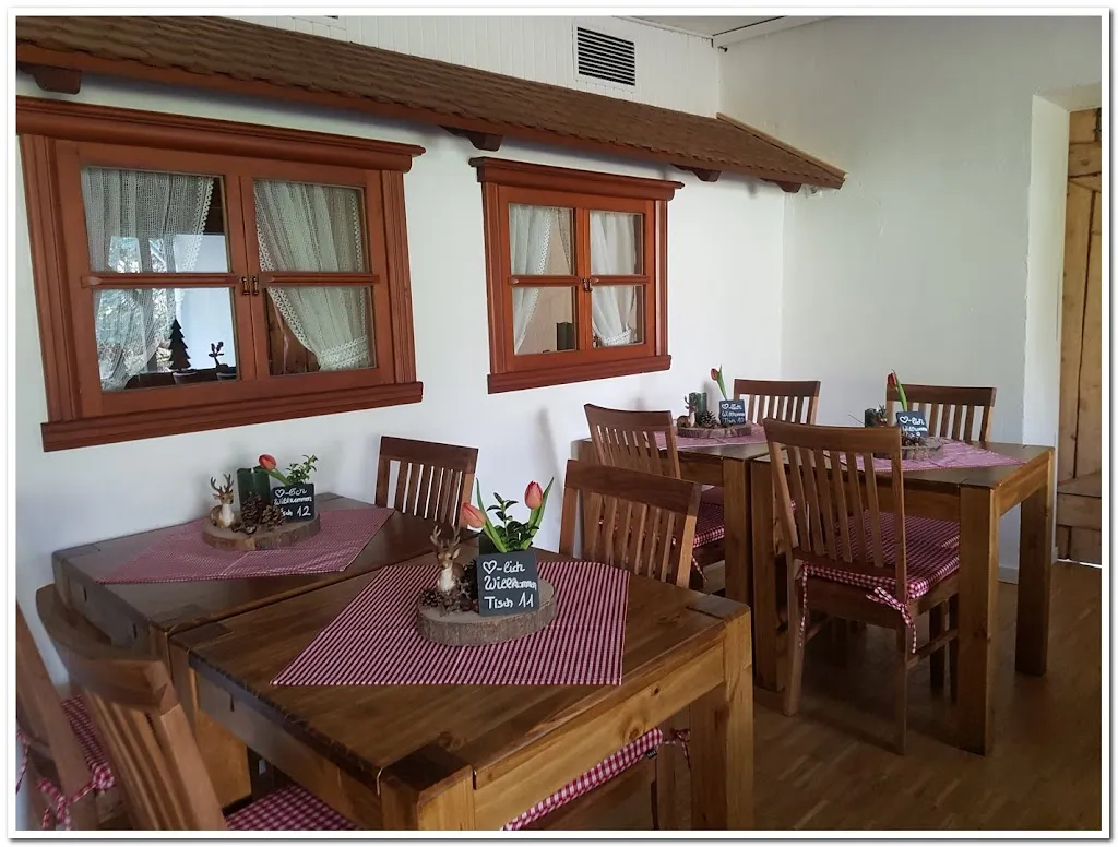 Waldcafé & Hüttenzauber - Daniel Dornbusch ristorante a Liebenburg