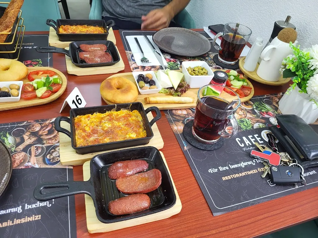 Menu_Cafemis - Frühstück & Mehr_Main_image_1