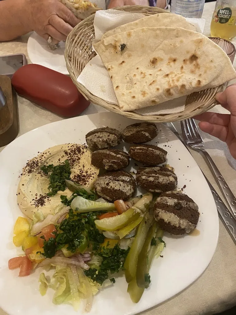 Laura Gräbe_Oslo Steinofen_Main_reseña