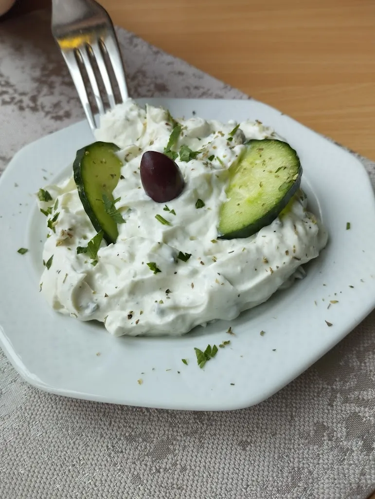 Menu_Taverna Zeus_Main_image_3