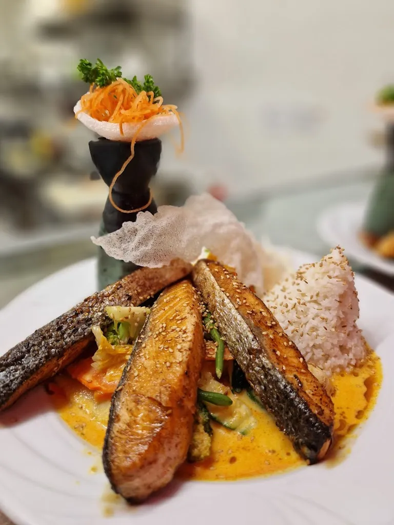 Restaurant 77, Sushi und Vietnamesische Küche_(Ostfriesland)_slider_image_3