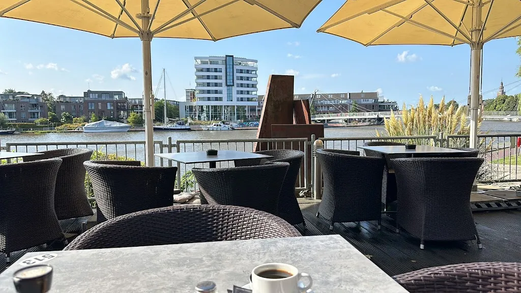 Schöne Aussichten restaurant in (Ostfriesland)