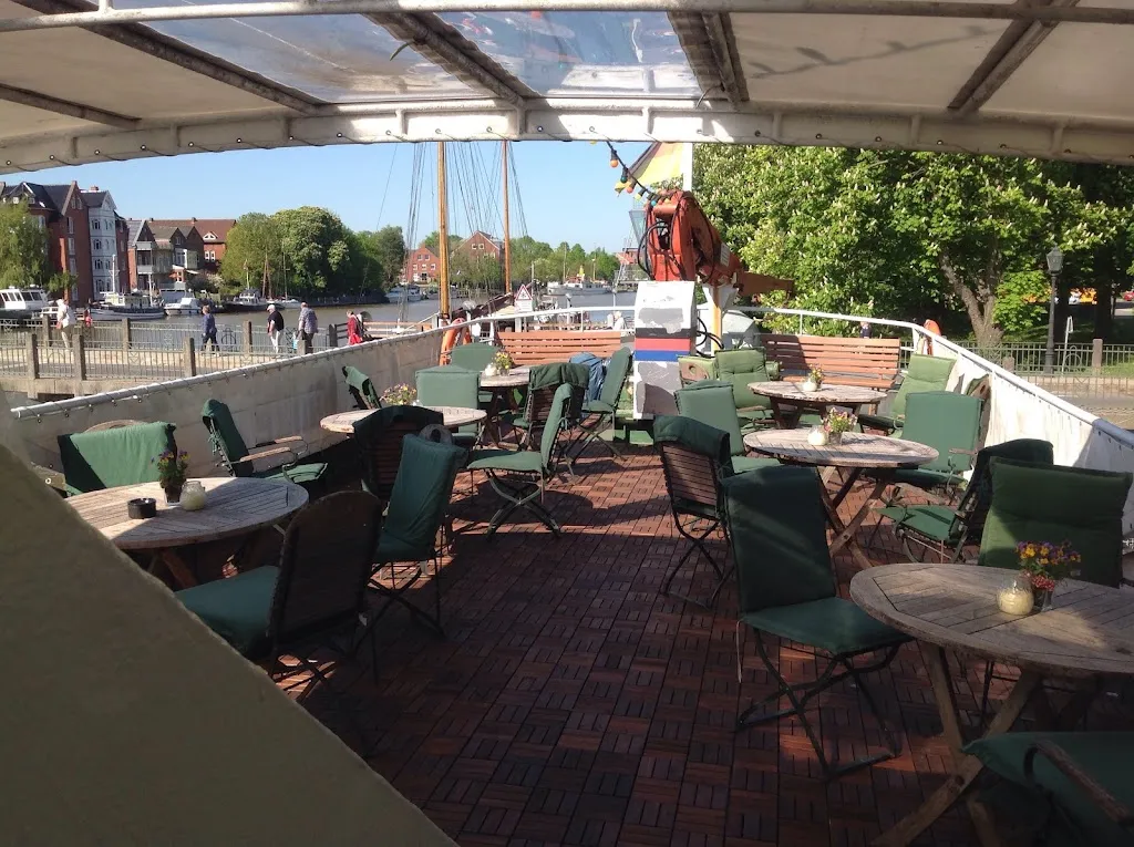 Schiffsrestaurant Spiekeroog III_(Ostfriesland)_slider_image_1