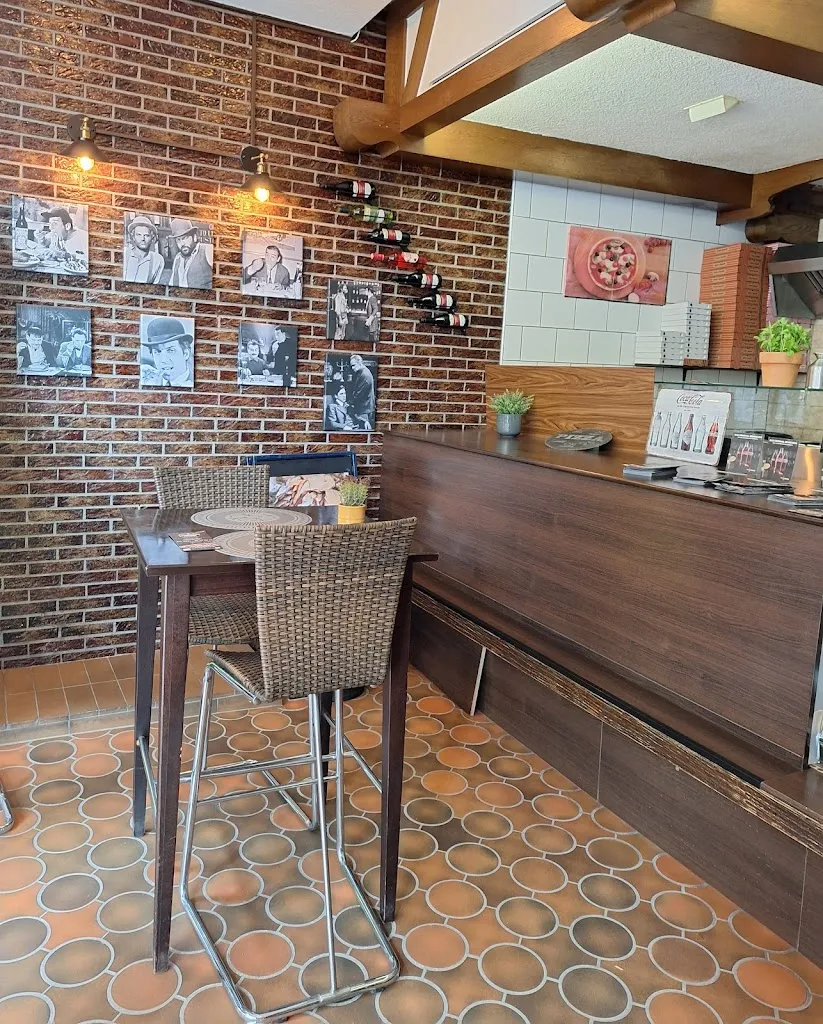 Jonny's Pizza__slider_image_2