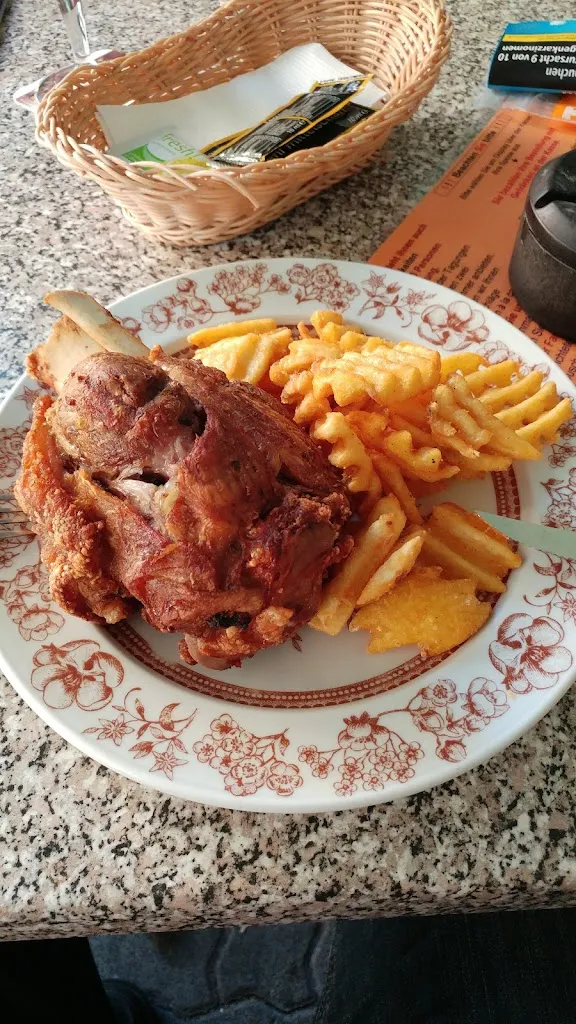 Menu_City Hotel Balonier_Main_image_6