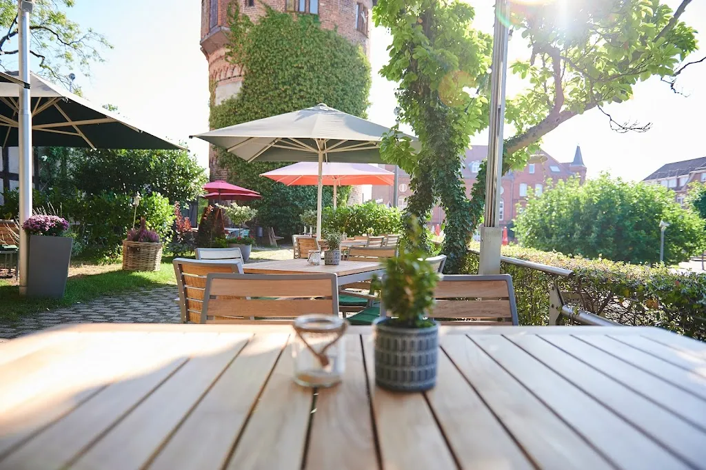 Restaurant „Alter Amtsturm“_Lübz_slider_image_1