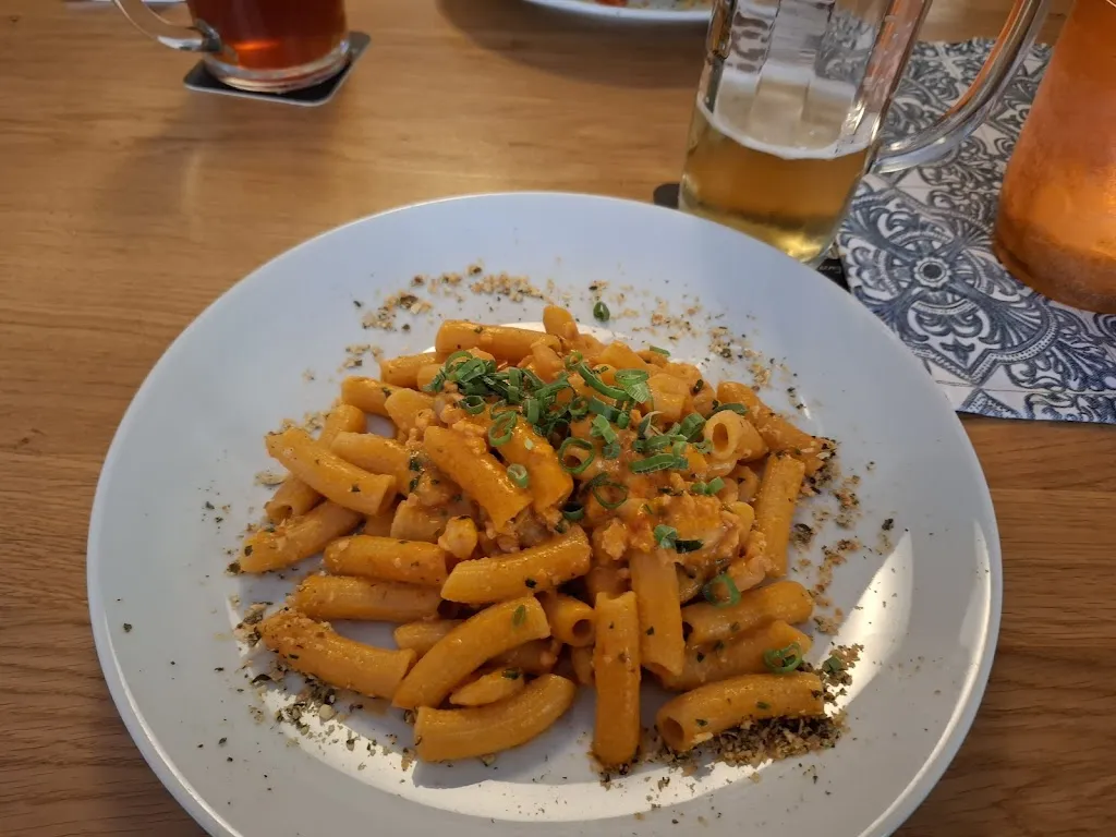 Mani in Pasta_Lüchow_slider_image_3